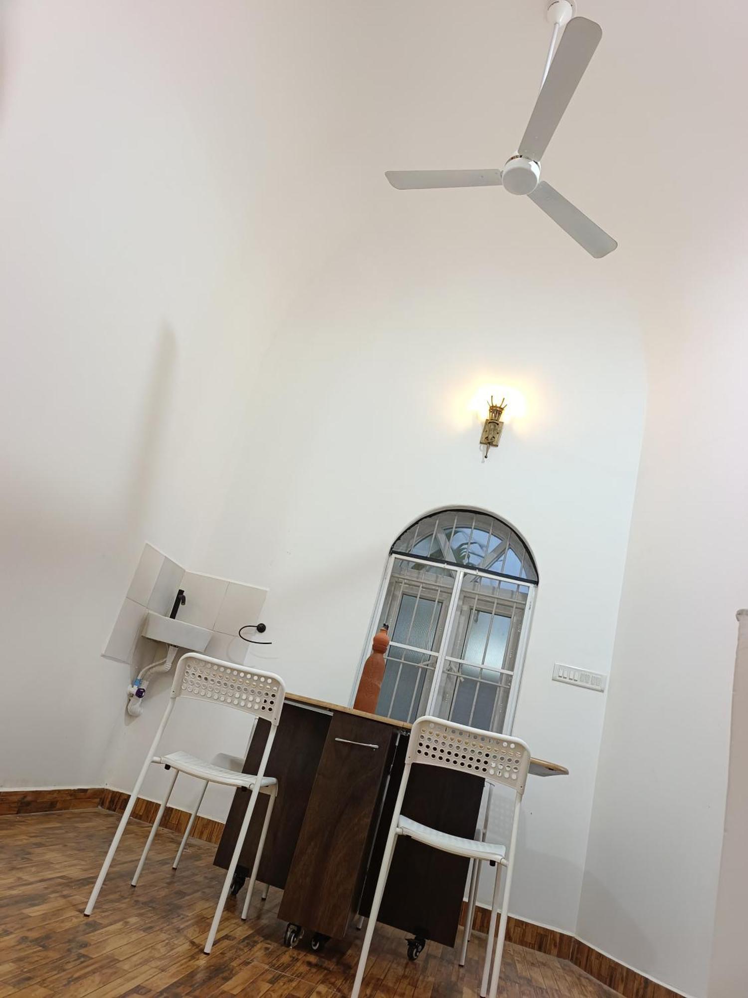 Caveman Guest House Ποντισερί Εξωτερικό φωτογραφία